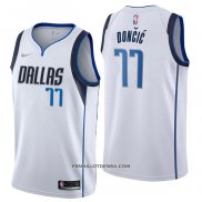 Maillot Dallas Mavericks Luka Doncic NO 77 Association 2021 Blanc